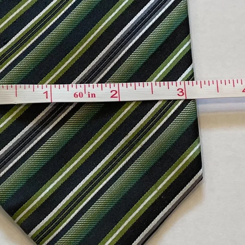 Geoffrey Beene Green Gray Stripe Silk Tie, Minimalist, Preppy, Classic 57